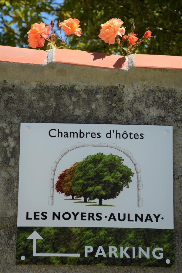 Les Noyers Aulnay Panzió Aulnay  Kültér fotó